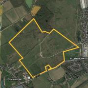 An outline of the site for Brett Aggregates' quarry on the site of Hatfield Aerodrome